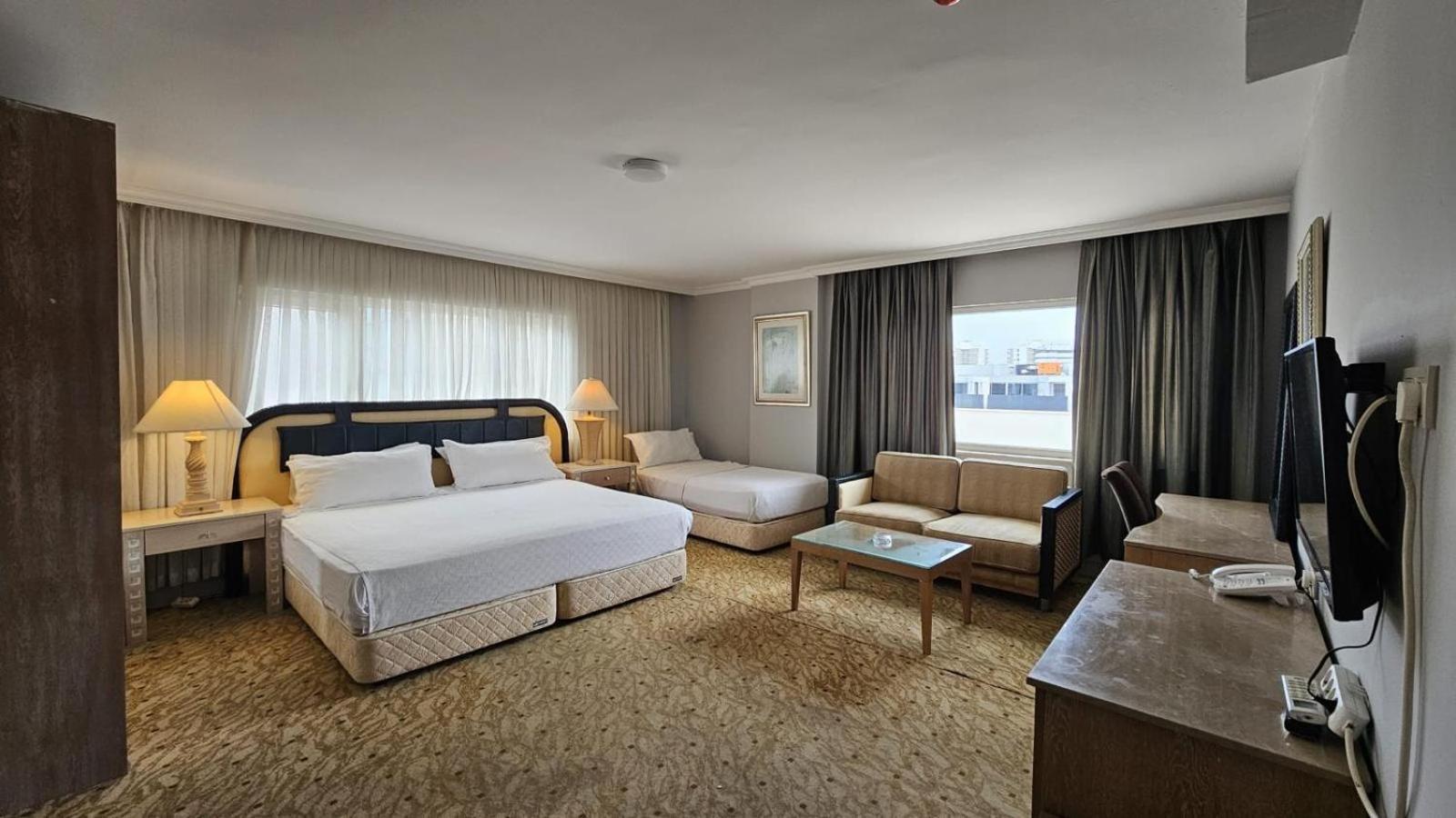 Sever Suites Hotel Antalya Bagian luar foto