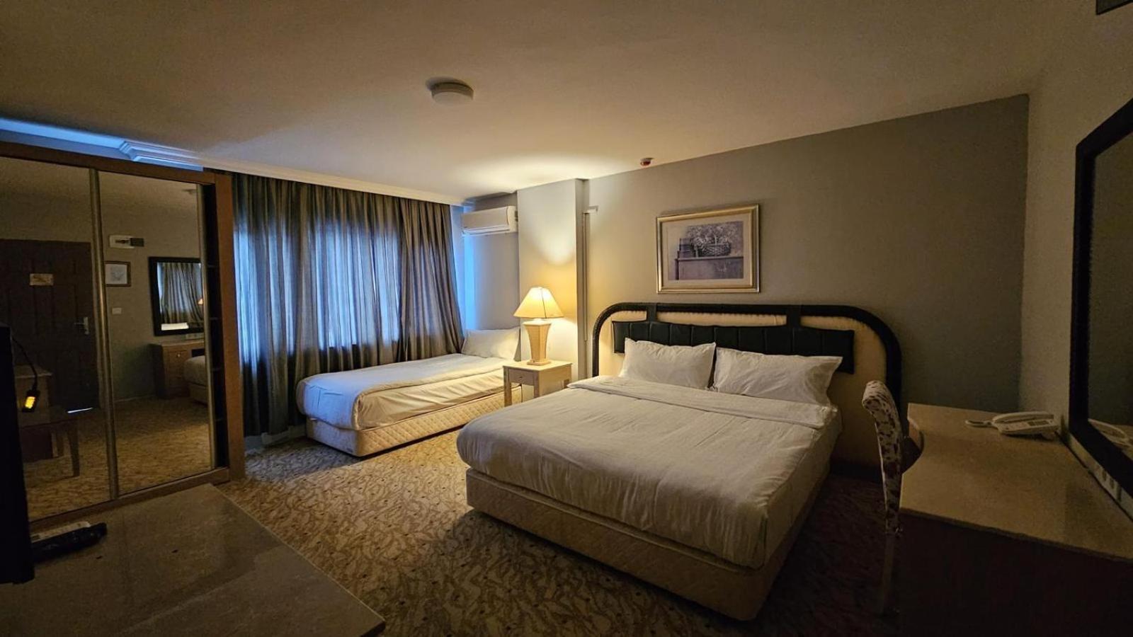 Sever Suites Hotel Antalya Bagian luar foto