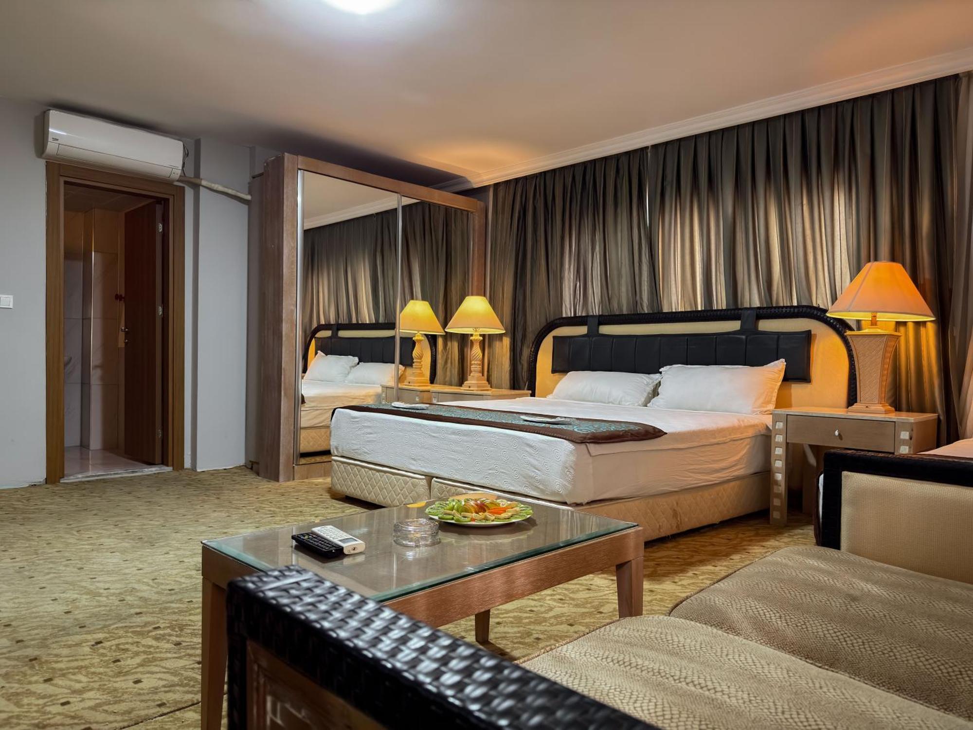 Sever Suites Hotel Antalya Bagian luar foto